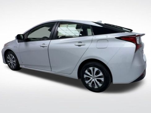 Certified 2021 Toyota Prius LE AWD/4WD image 7