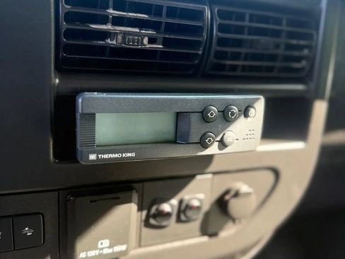 Used 2019 GMC Savana 3500 w/ Power Convenience Package RWD image 16