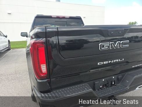 Used 2024 GMC Sierra 1500 Denali w/ Technology Package AWD/4WD image 6