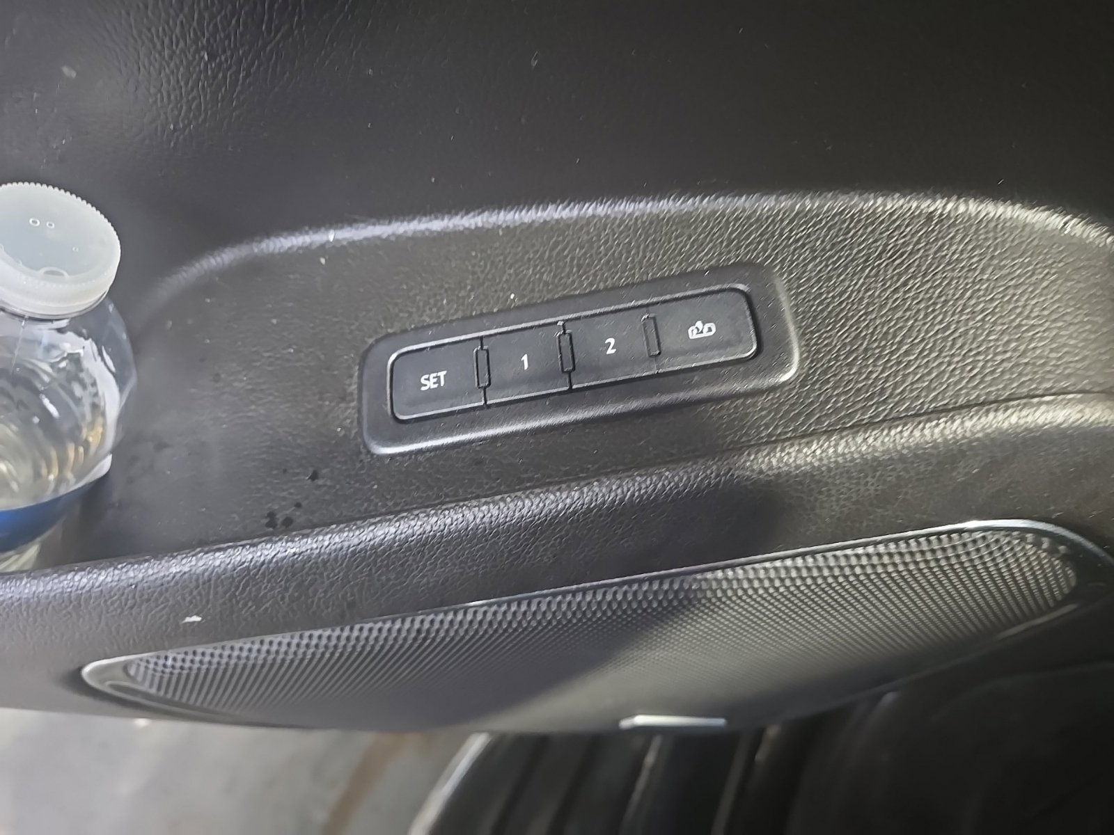 Used 2020 GMC Yukon XL SLT RWD image 14