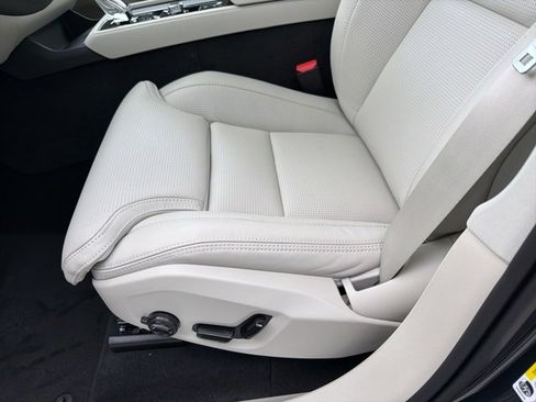 New 2026 Volvo XC90 T8 Ultra image 10