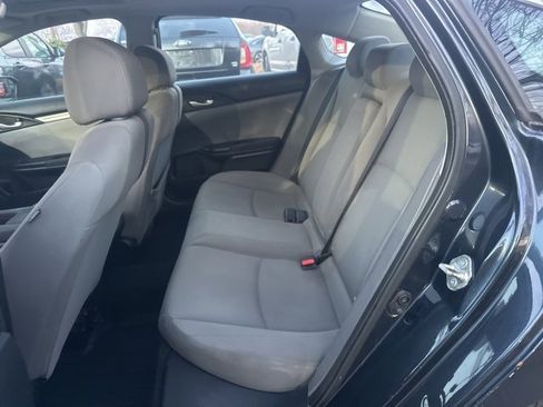 Used 2018 Honda Civic EX image 10