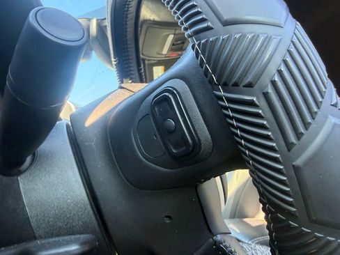 Used 2020 RAM 1500 Big Horn image 43