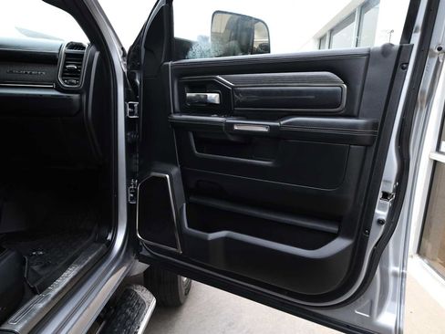 Used 2020 RAM 5500 4x4 Crew Cab image 47
