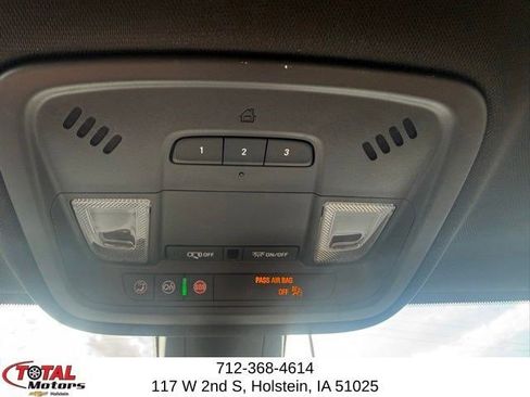 Used 2023 Chevrolet Traverse Premier w/ LPO, Floor Liner Package AWD/4WD image 33