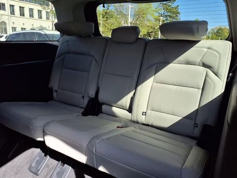 New 2026 Lincoln Navigator Premiere AWD/4WD image 9