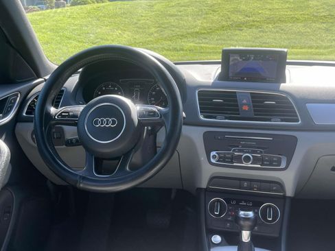 Used 2017 Audi Q3 2.0T Premium FWD image 12