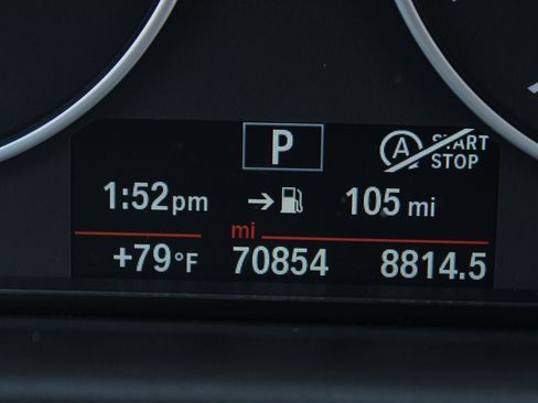 Used 2018 BMW 320i Sedan RWD image 17