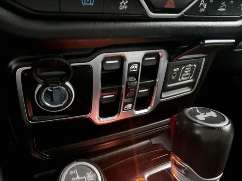 Used 2024 Jeep Wrangler Sahara w/ Technology Group image 26