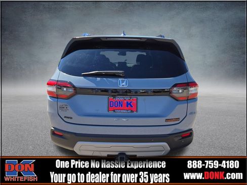Used 2024 Honda Pilot TrailSport image 7