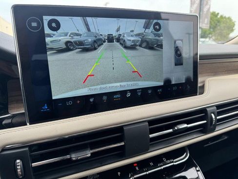 Certified 2025 Lincoln Corsair Reserve w/ Equipment Group 202A AWD/4WD image 24