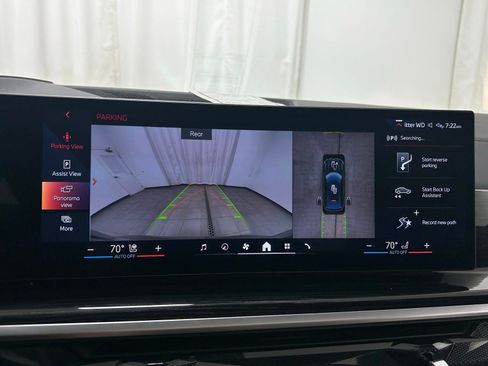 Used 2025 BMW X6 xDrive40i w/ Climate Comfort Package image 18