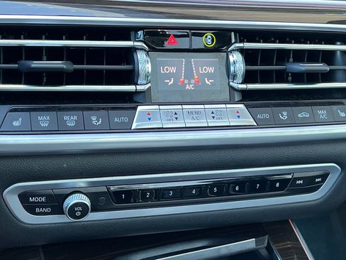 Used 2023 BMW X5 xDrive40i image 21