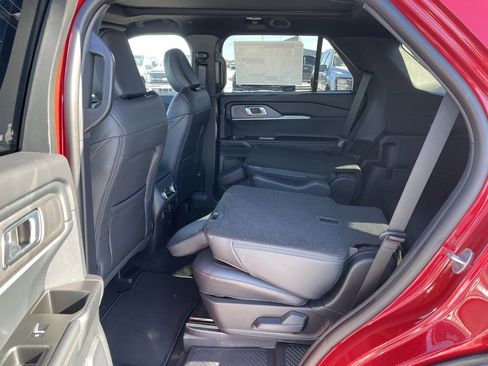 New 2026 Ford Explorer ST-Line image 59
