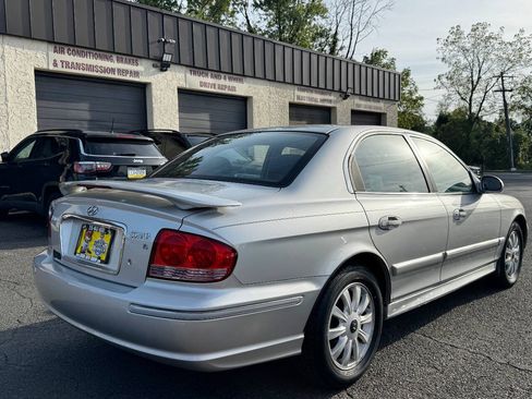 Used 2005 Hyundai Sonata LX FWD image 6