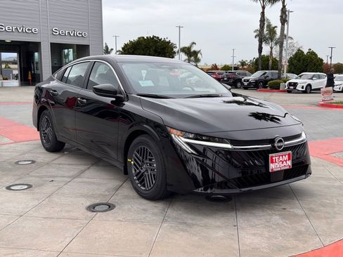 New 2026 Nissan Sentra SV w/ SV Convenience Package image 2