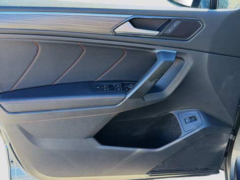 Used 2024 Volkswagen Tiguan Wolfsburg Edition image 22