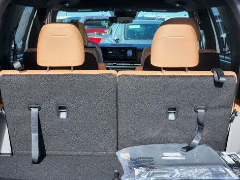 New 2026 Hyundai Santa Fe Calligraphy image 13