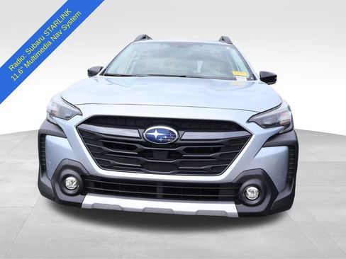 Used 2023 Subaru Outback Limited AWD/4WD image 4