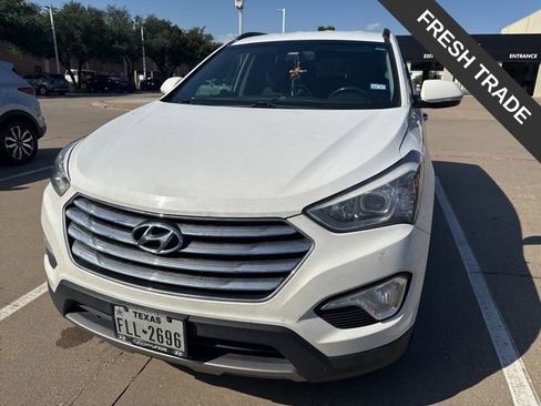 Used 2015 Hyundai Santa Fe GLS w/ Option Group 02 FWD image 2