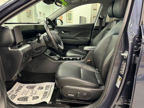 Used 2024 Hyundai Kona Limited image 12