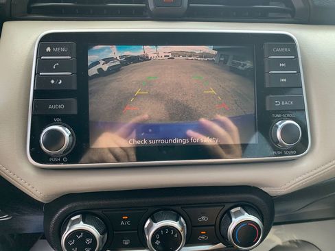 Used 2020 Nissan Versa SV image 22