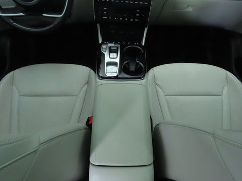 Used 2023 Hyundai Tucson Limited image 17