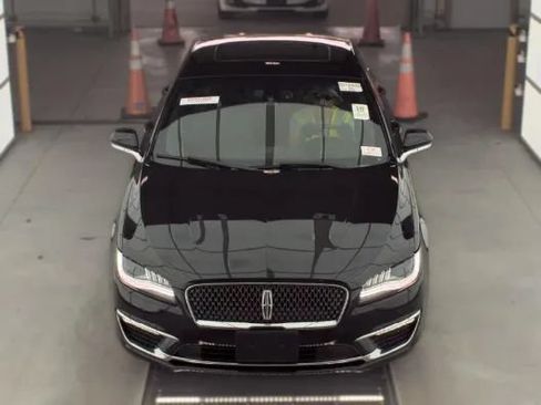 Used 2019 Lincoln MKZ Reserve w/ Reserve Plus Package AWD/4WD image 2