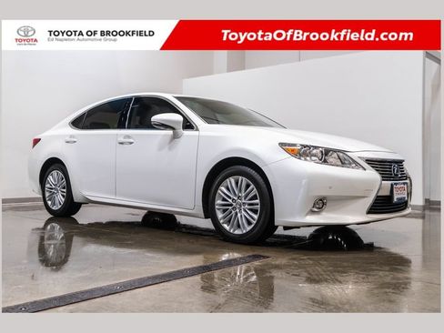Used 2014 Lexus ES 350 w/ Luxury Package FWD image 1