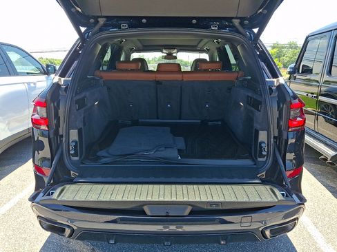 Used 2022 BMW X5 xDrive40i w/ M Sport Package AWD/4WD image 31