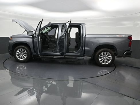 Used 2022 Chevrolet Silverado 1500 Custom w/ Safety Confidence Package AWD/4WD image 33