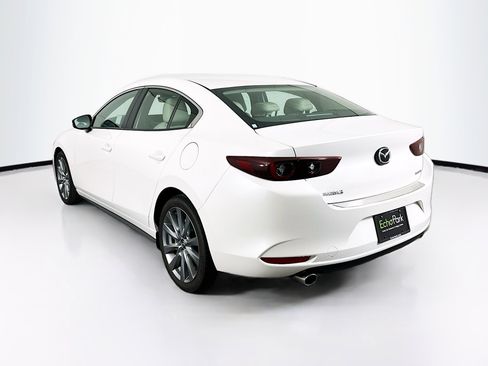 Used 2023 MAZDA MAZDA3 s image 5