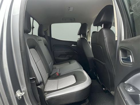 Used 2018 Chevrolet Colorado Z71 image 14