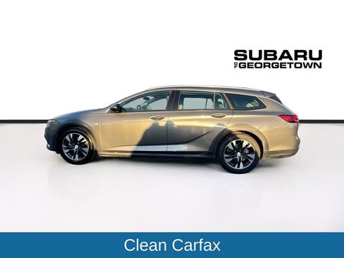 Used 2018 Buick Regal Essence w/ Driver Confidence Package #1 image 4