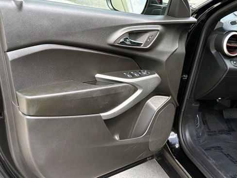 Used 2024 Chevrolet Trax RS w/ Driver Confidence Package FWD image 17