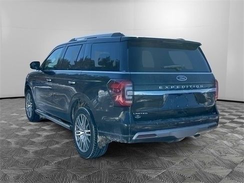 Used 2022 Ford Expedition Limited image 3