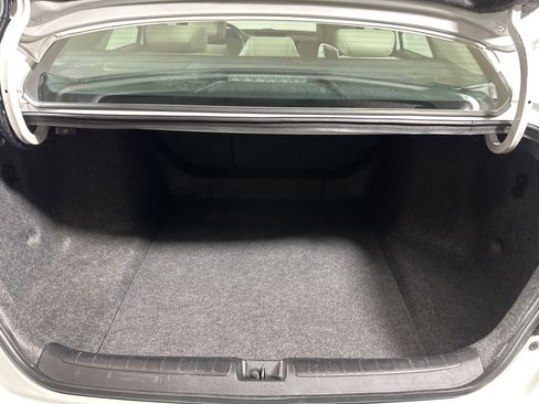 Used 2019 Honda Accord Touring image 23