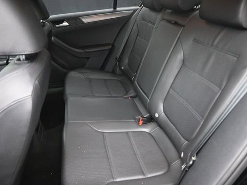 Used 2015 Volkswagen Jetta TDI SE image 23