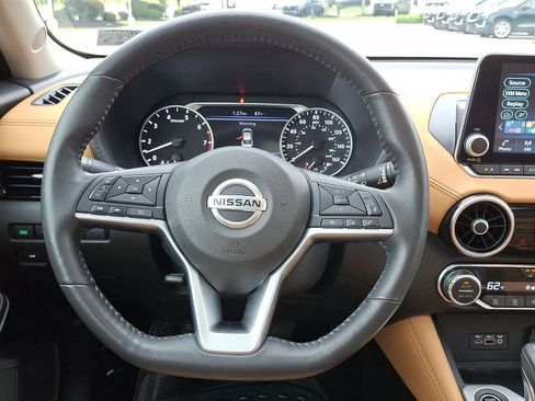 Used 2023 Nissan Sentra SV w/ SV Premium Package FWD image 16