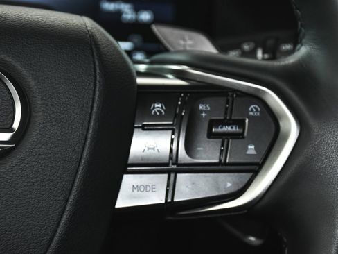 Used 2024 Lexus GX 550 w/ Accessory Package (Z1) AWD/4WD image 31