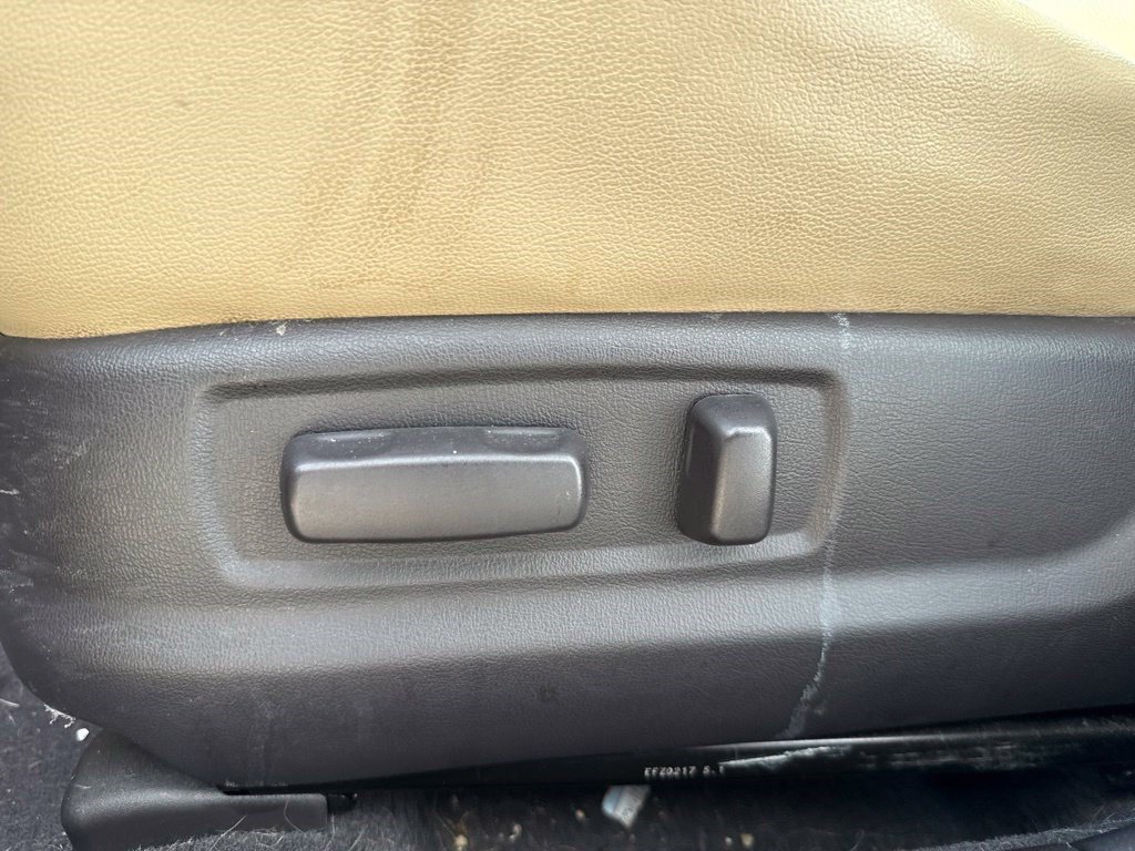 Used 2010 Hyundai Sonata Limited FWD image 8
