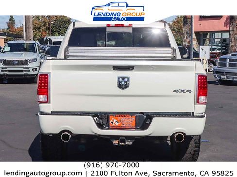 Used 2017 RAM 1500 Laramie image 3
