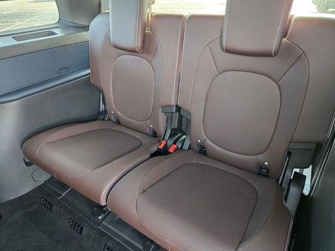 New 2025 Volkswagen ID. Buzz Pro S image 32