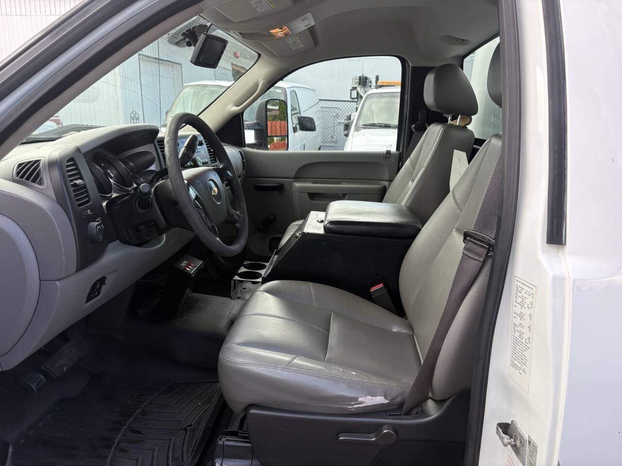 Used 2013 Chevrolet Silverado 3500 W/T RWD image 16