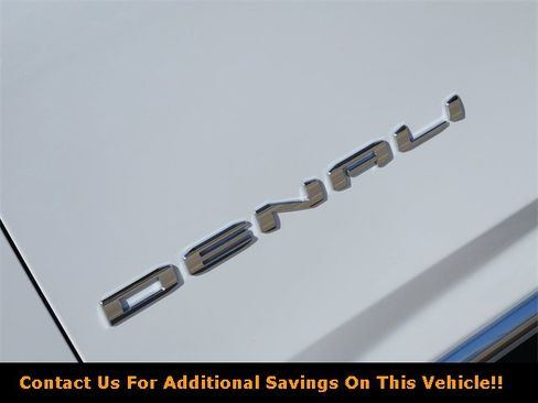 New 2026 GMC Yukon Denali w/ LPO, Floor Liner Package image 8