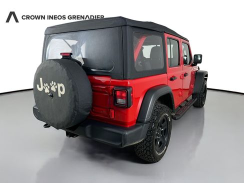 Used 2022 Jeep Wrangler Unlimited Sport AWD/4WD image 5