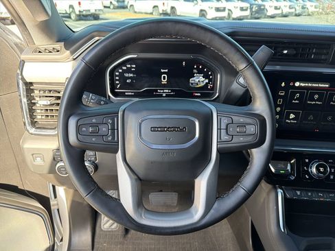 Used 2024 GMC Sierra 2500 Denali w/ Denali Reserve Package image 25