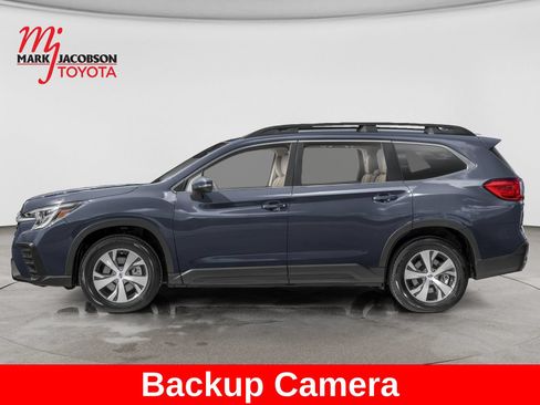 Used 2023 Subaru Ascent Premium w/ Convenience Package AWD/4WD image 4
