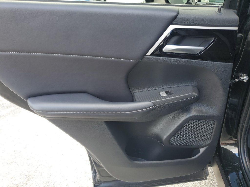 Used 2024 Mitsubishi Outlander SE FWD image 10