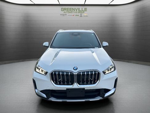 Used 2025 BMW X1 xDrive28i AWD/4WD image 2